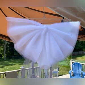 437 Bridal Oversized Bow Bathingsuit Bottoms. *NEVER WORN* Size Sm; Color White